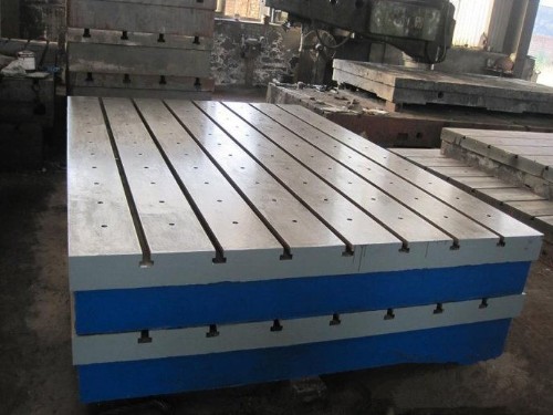 哪些條件會(huì)影響T型槽鑄鐵平板質(zhì)量？壁厚是嗎？