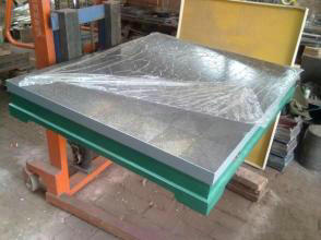 鑄鐵平臺在鈑金行業(yè)的應用